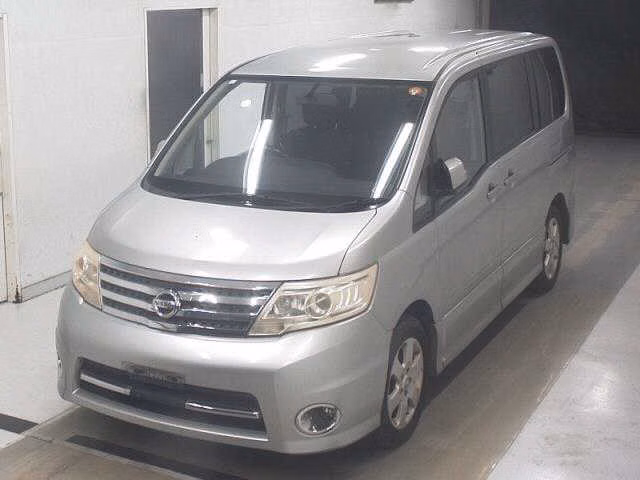 NISSAN SERENA