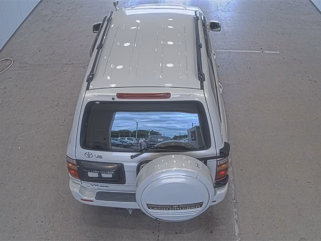 TOYOTA LAND CRUISER