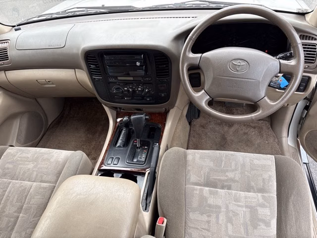 TOYOTA LAND CRUISER