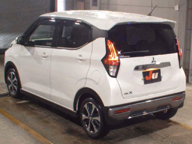 MITSUBISHI EK X