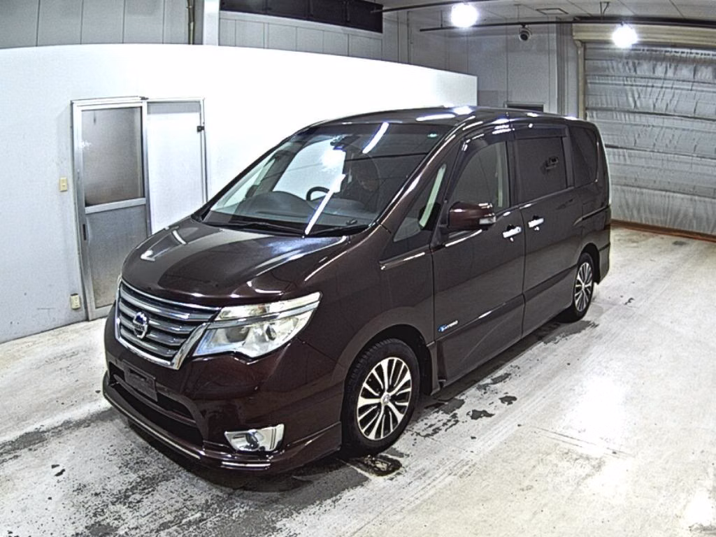 NISSAN SERENA