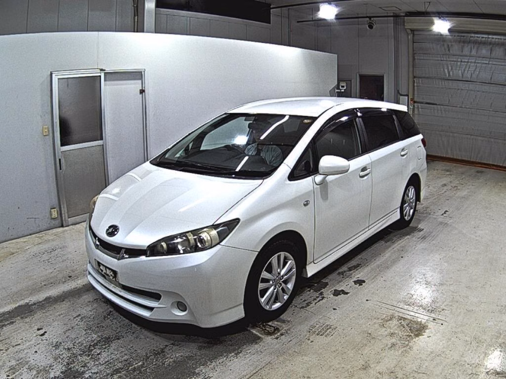 TOYOTA WISH