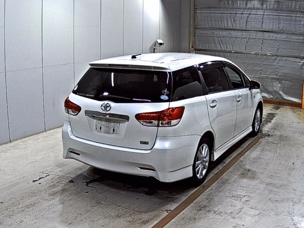 TOYOTA WISH