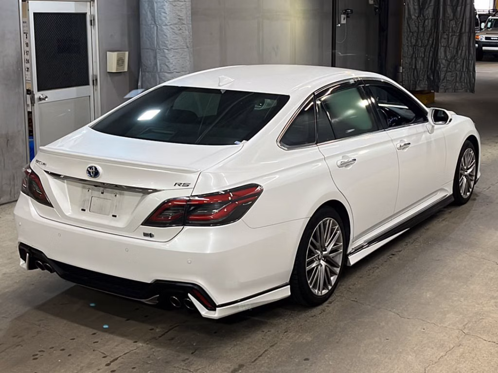 TOYOTA CROWN