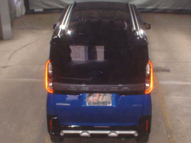 MITSUBISHI DELICA MINI