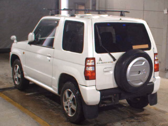 MITSUBISHI PAJERO MINI