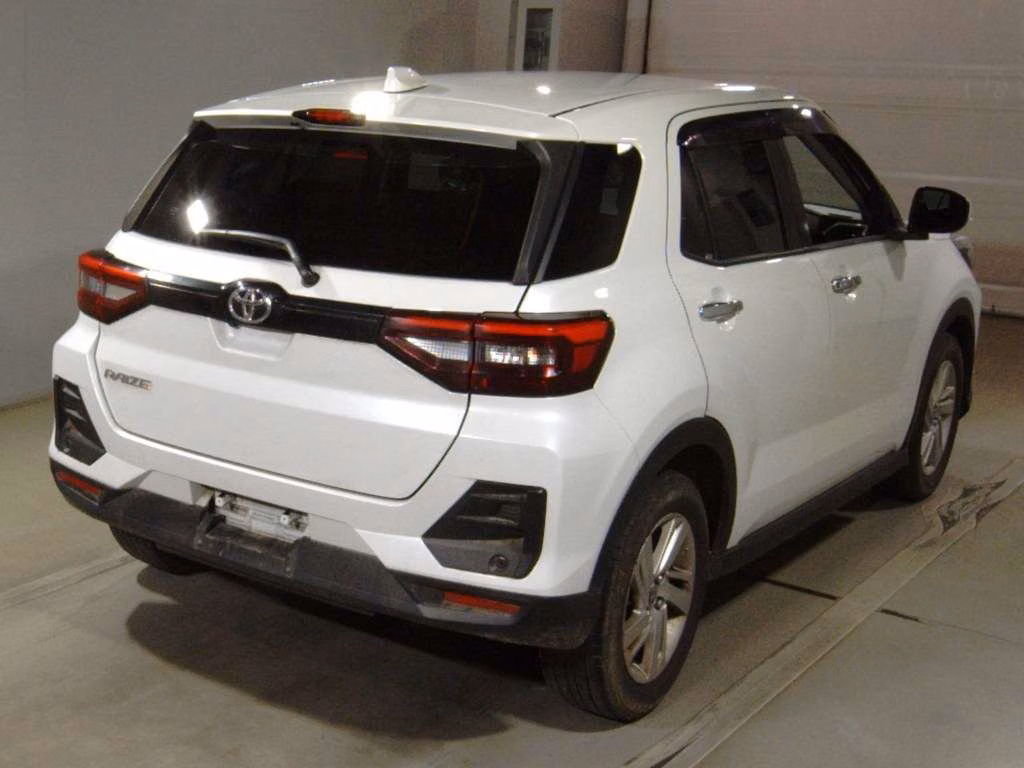 TOYOTA RAIZE