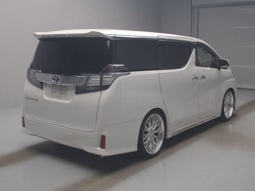 TOYOTA VELLFIRE