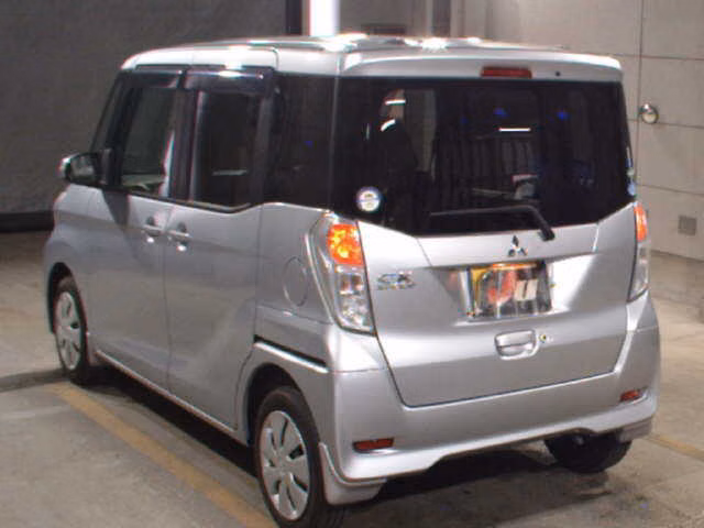 MITSUBISHI EK SPACE