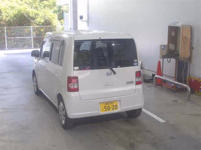 DAIHATSU MOVE CONTE