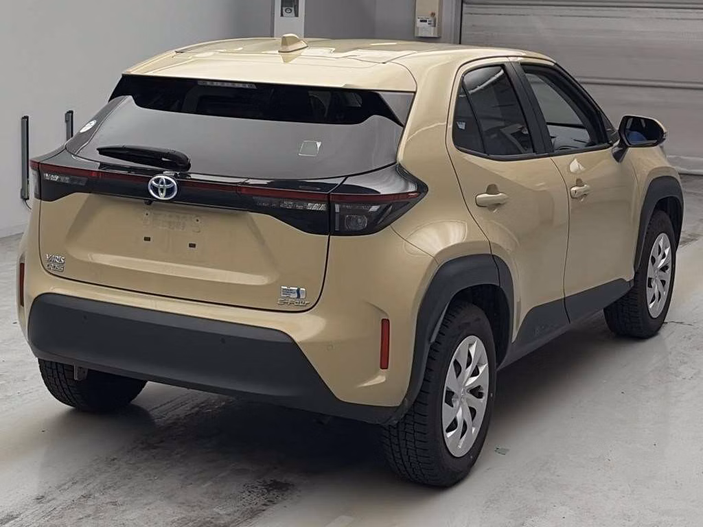 TOYOTA YARIS CROSS