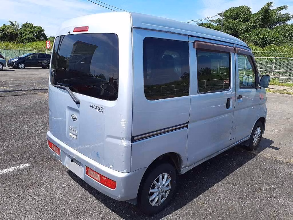 DAIHATSU HIJET