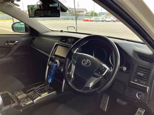 TOYOTA MARK X