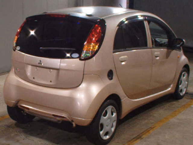 MITSUBISHI I