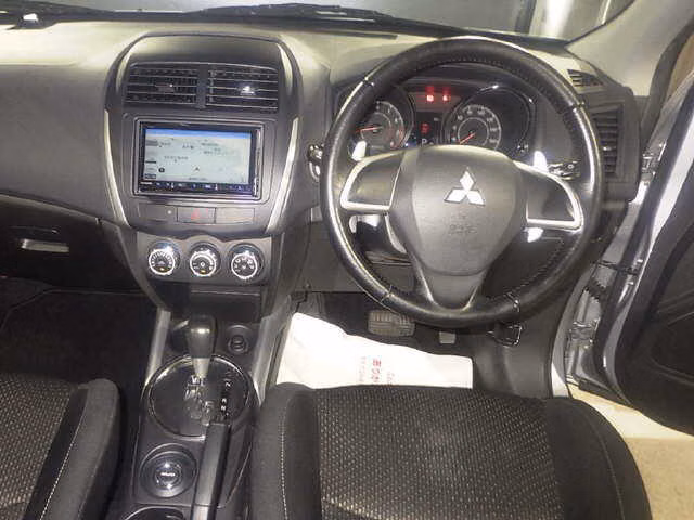 MITSUBISHI RVR