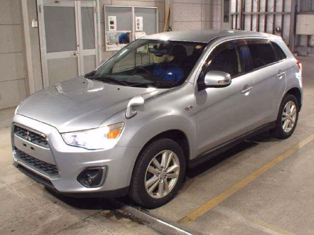 MITSUBISHI RVR