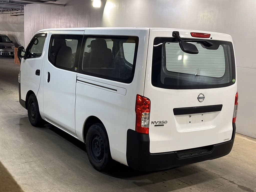 NISSAN NV350 CARAVAN