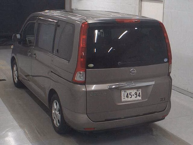 NISSAN SERENA
