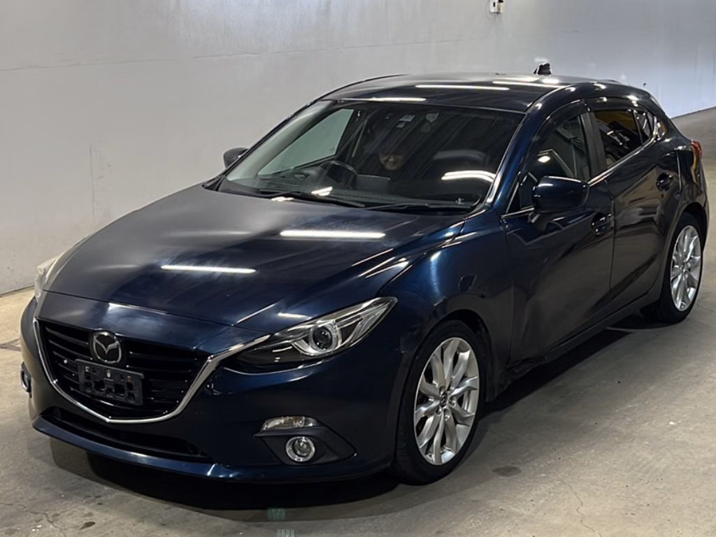 MAZDA AXELA