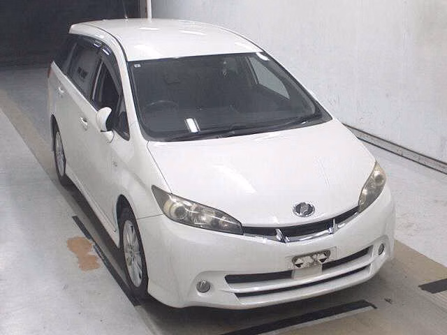 TOYOTA WISH