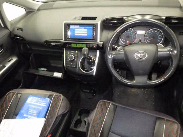 TOYOTA WISH
