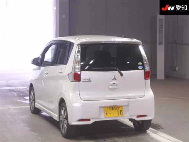 MITSUBISHI EK CUSTOM