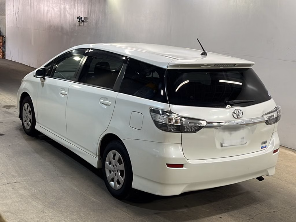 TOYOTA WISH