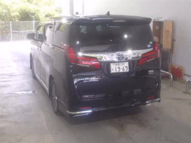 TOYOTA ALPHARD