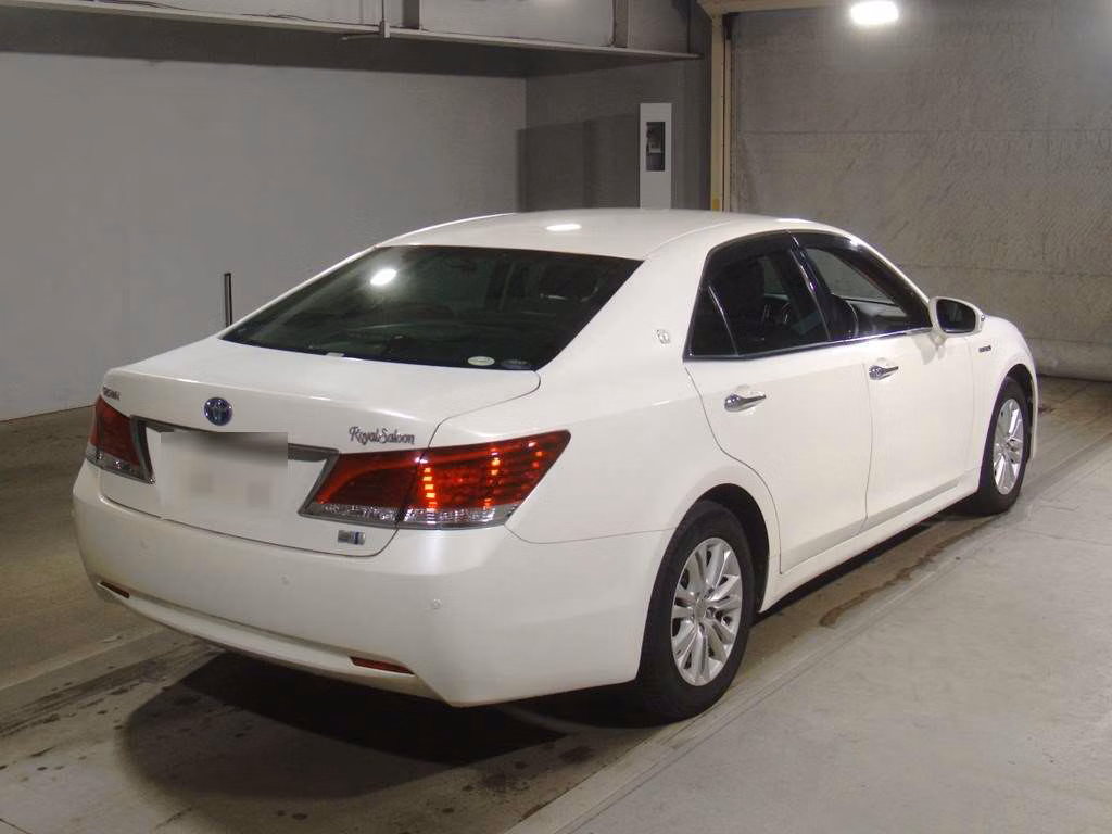 TOYOTA CROWN