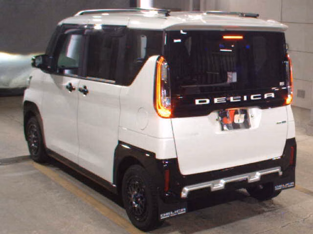 MITSUBISHI DELICA MINI