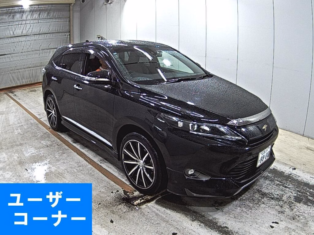 TOYOTA HARRIER