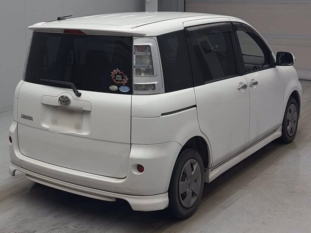 TOYOTA SIENTA
