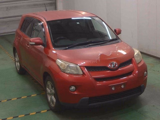 TOYOTA IST