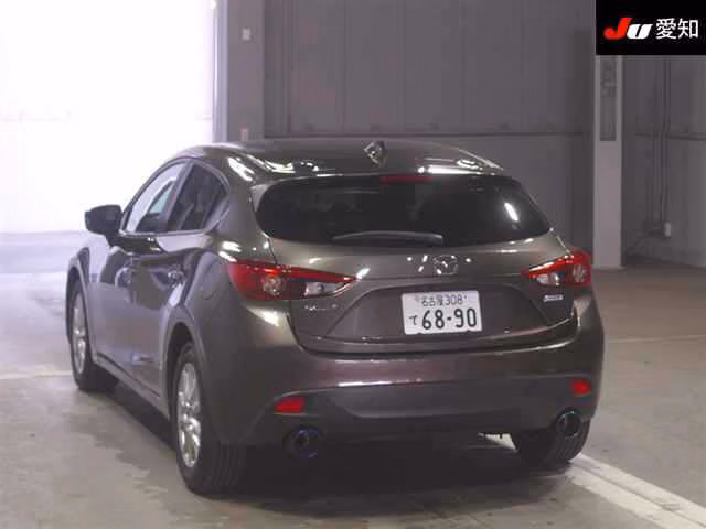 MAZDA AXELA