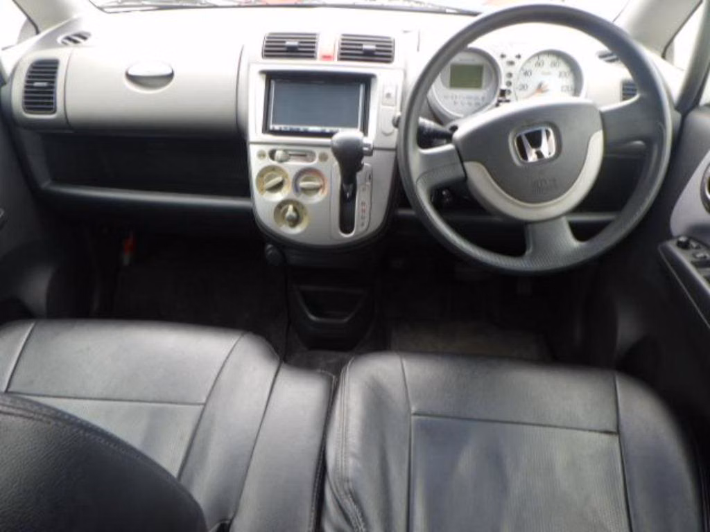 HONDA LIFE