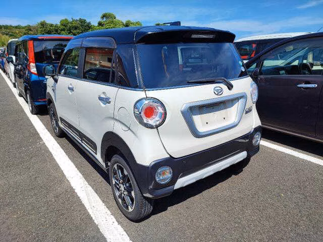 DAIHATSU CAST