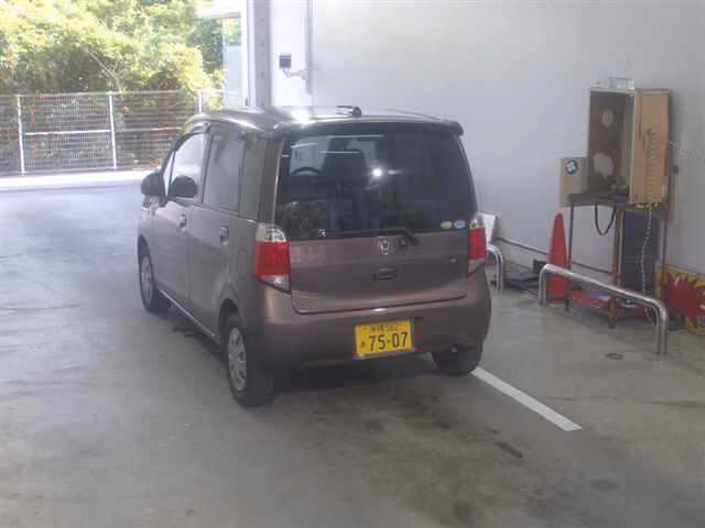 HONDA LIFE