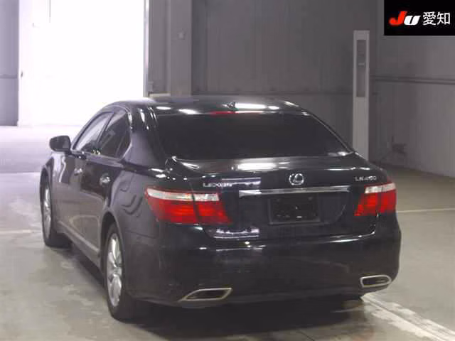 LEXUS LS460