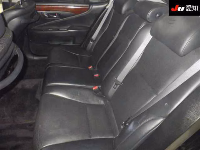 LEXUS LS460