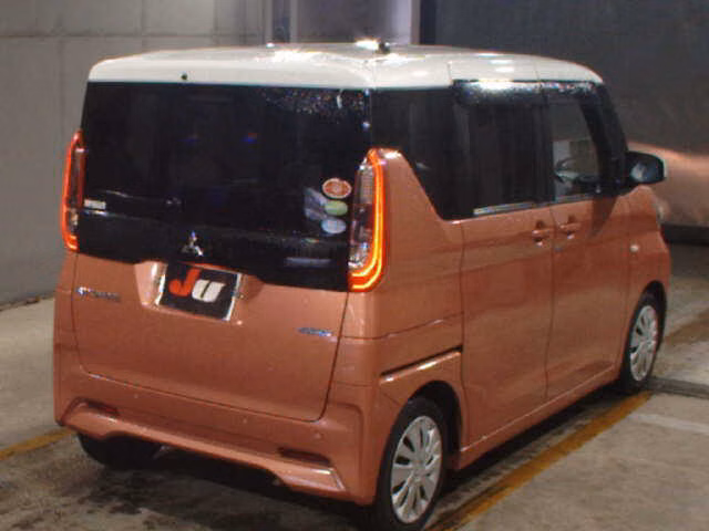 MITSUBISHI EK SPACE