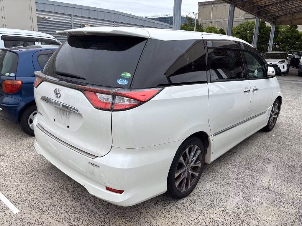 TOYOTA ESTIMA