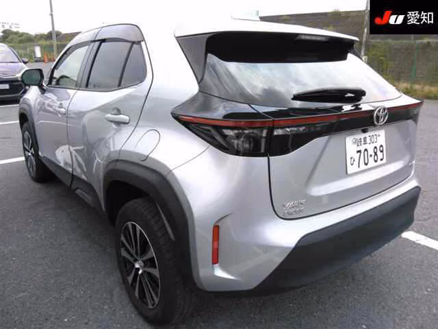 TOYOTA YARIS CROSS