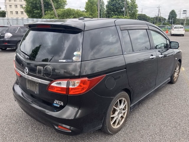 NISSAN LAFESTA