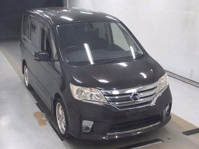 NISSAN SERENA