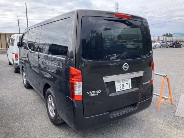 NISSAN NV350 CARAVAN
