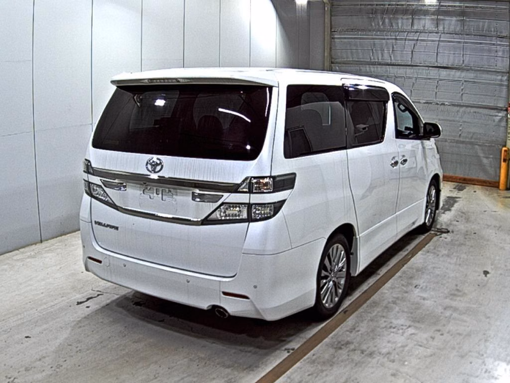 TOYOTA VELLFIRE