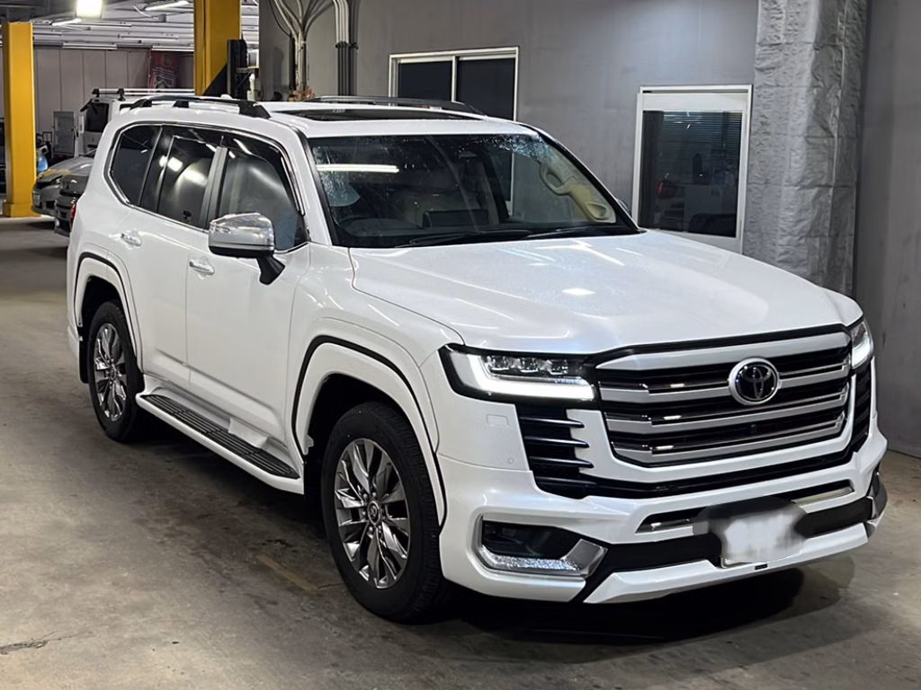 TOYOTA LAND CRUISER