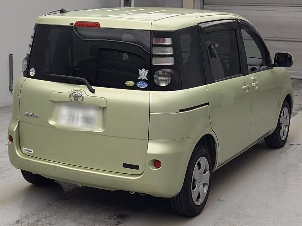 TOYOTA SIENTA