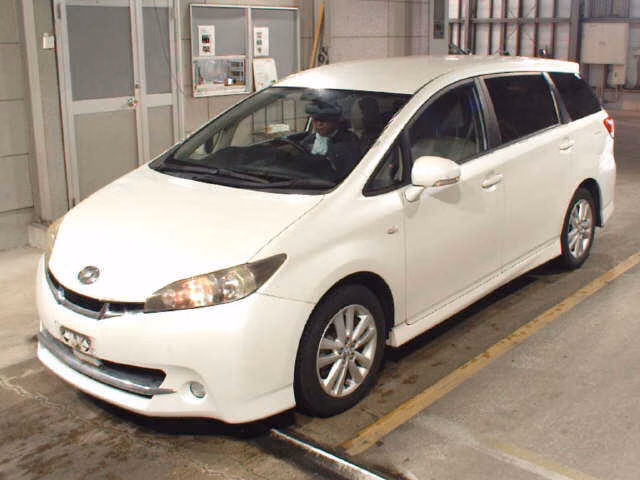 TOYOTA WISH