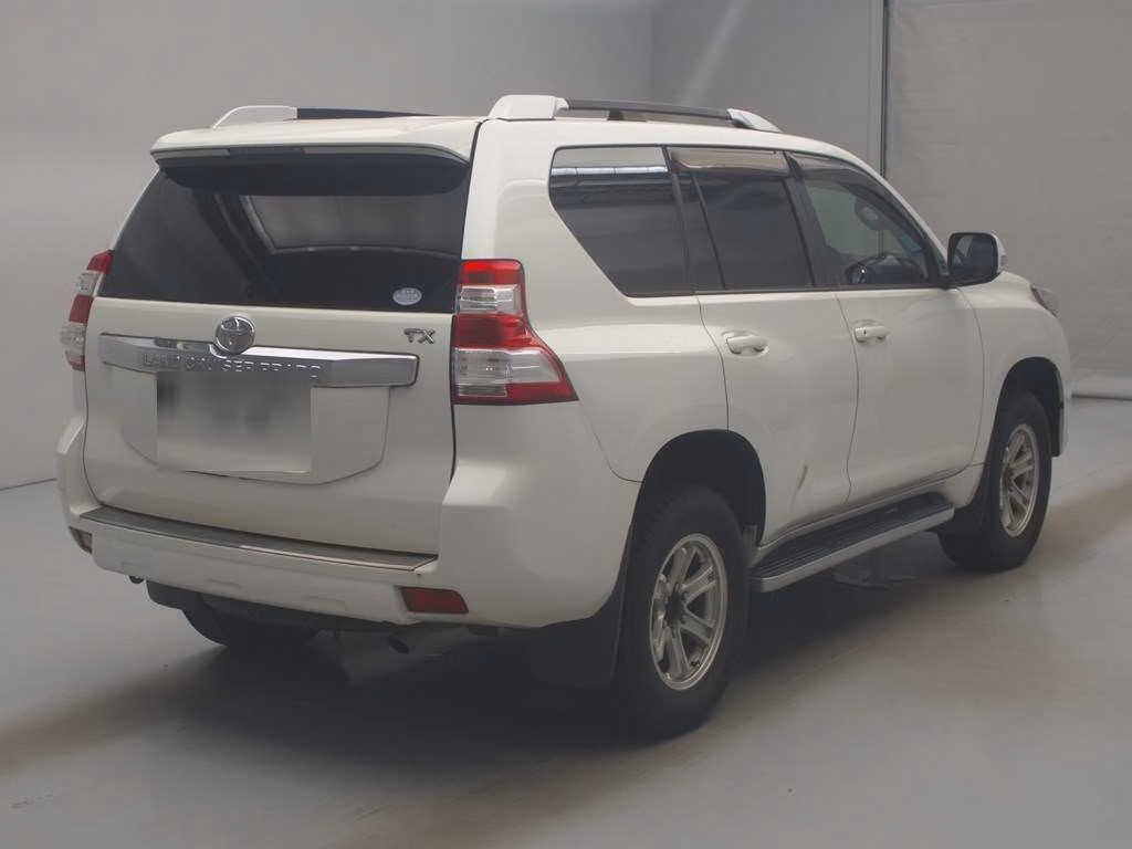 TOYOTA LAND CRUISER PRADO